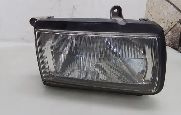 Opel Frontera B Headlight/headlamp