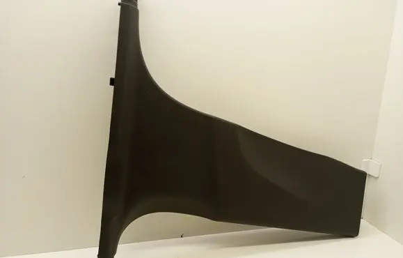 Audi Q3 8U (B) pillar trim (bottom)