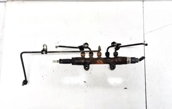 Ford Transit Fuel main line pipe