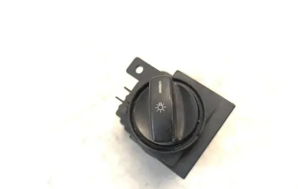 Mercedes-Benz A W169 Light switch 1695451004 32220101 0050843