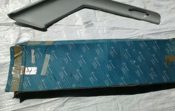 Mercedes-Benz SL R107 Other interior part 1076900325