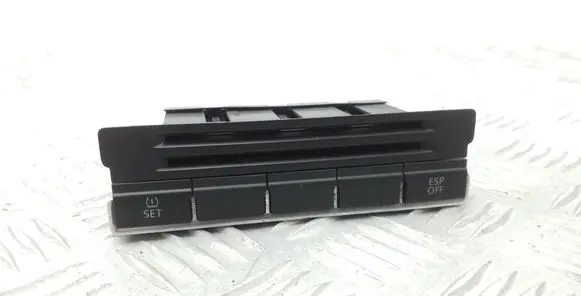Volkswagen Tiguan A set of switches 5N2927132A