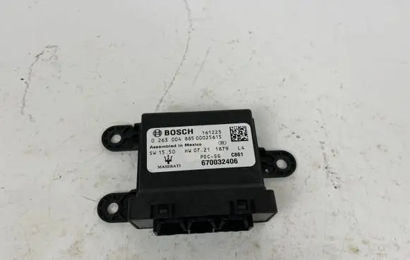 Maserati Levante Parking PDC control unit/module 670032406