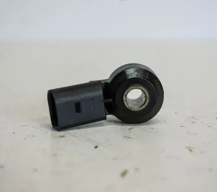 Volkswagen Golf VI Detonation knock sensor 030905377C