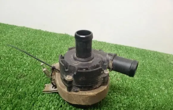Opel Vivaro Electric auxiliary coolant/water pump 925164GA0A 0392023219