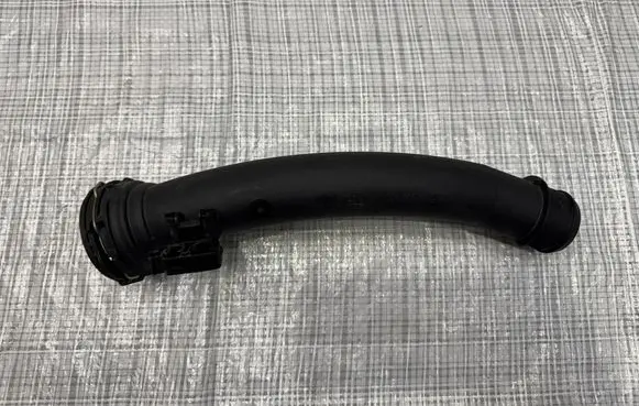 Jeep Avenger Air intake hose/pipe 9817416680