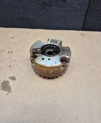 Audi A6 S6 C6 4F Camshaft pulley/ VANOS 06E109084E 06E109084G