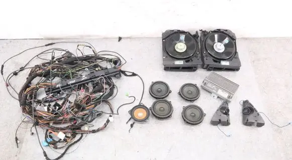 BMW 3 F30 F35 F31 Audio system kit 9283511 9210150 9210149