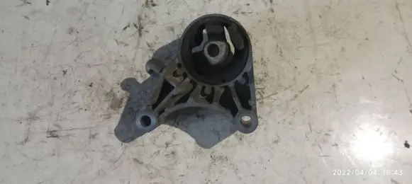 Opel Zafira B Engine mount bracket 24459772