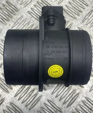 Volkswagen PASSAT B5.5 Mass air flow meter 074906461BX 0986284107 0281002462
