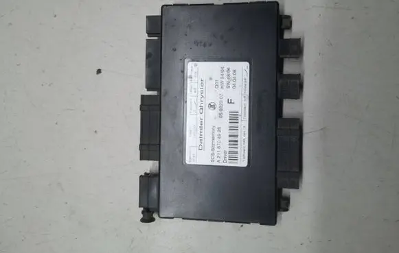 Mercedes-Benz CLS C219 Seat control module A2118704926 05022307