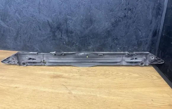 Toyota Auris 150 Radiator support slam panel bracket MF122410149