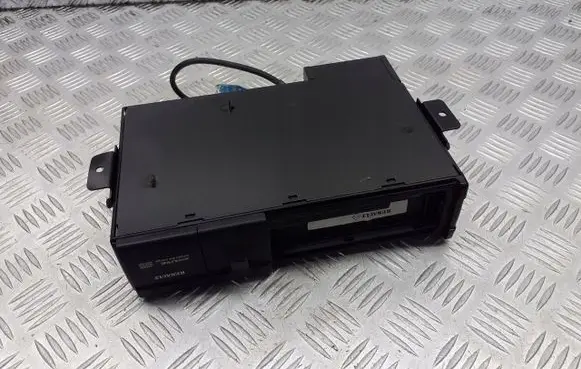 Renault Espace IV CD/DVD changer 