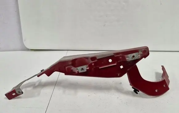 Citroen C4 II Picasso Fender mounting bracket