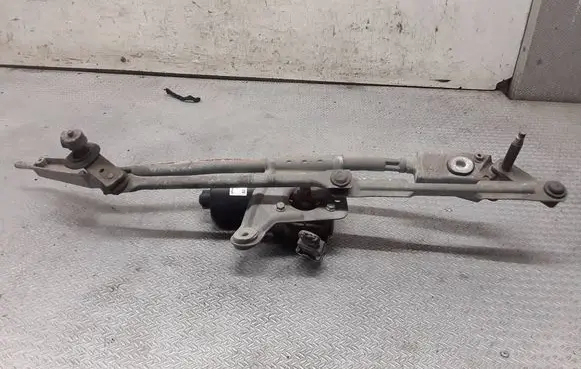 Volvo V70 Front wiper linkage and motor 8648343