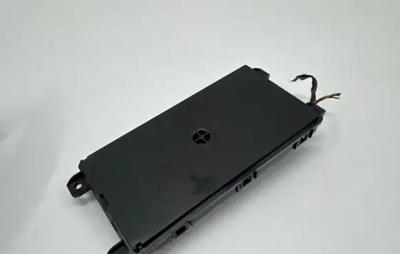 Mercedes-Benz GLC C254 Wireless charging module A2239009237