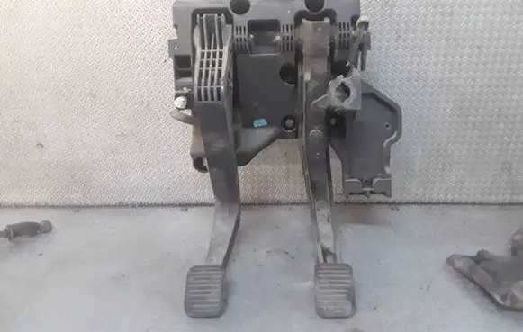 Peugeot Boxer Pedal assembly 3802501017