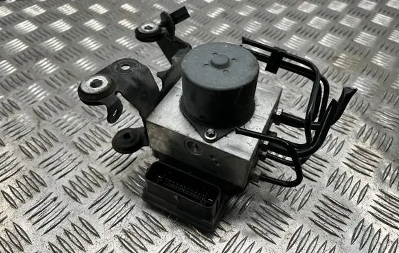 Ford Mondeo MK IV ABS Pump CG912C405CC CG912C405 17393902