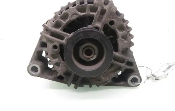 Opel Corsa C Generator/alternator 55556068 0124425021