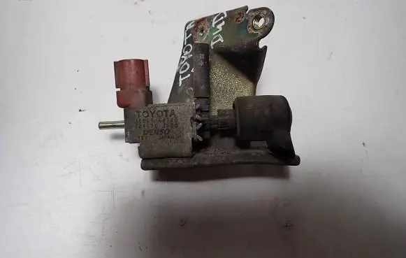 Toyota Corolla E120 E130 Turbo solenoid valve 25869-64140