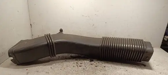 BMW 5 F10 F11 Air intake duct part 19385510 781159703