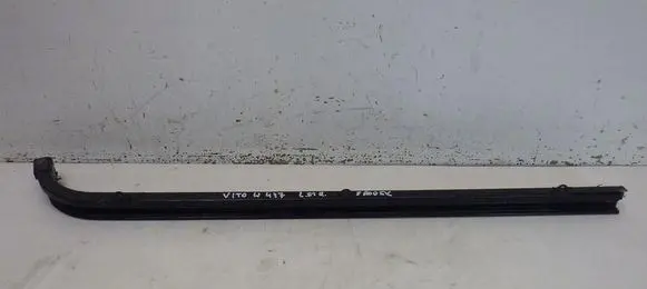 Mercedes-Benz Vito Viano W447 Sliding door middle roller runner A4477660237