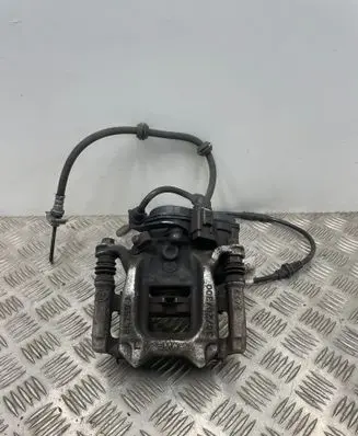 BMW 2 Active Tourer U06 Rear brake caliper 6891065