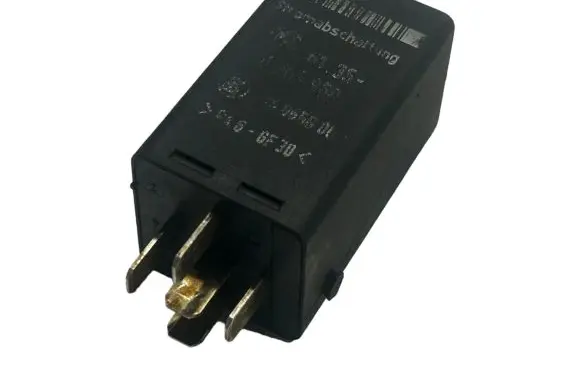 BMW 5 E39 Other relay 8365960 61358365960
