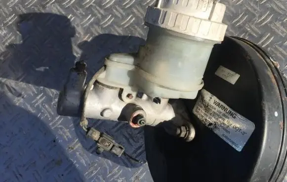 Mitsubishi Colt Master brake cylinder