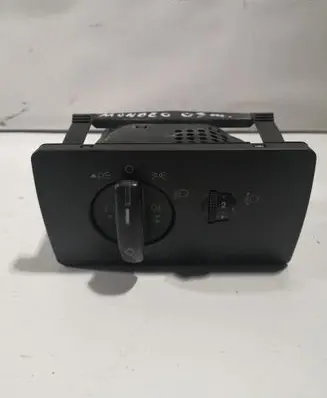 Ford Mondeo Mk III Light switch 1S7T13A024BB
