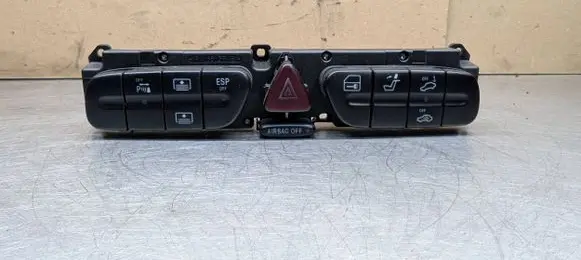 Mercedes-Benz C AMG W203 Hazard light switch 2038209610 985814001 3306200100