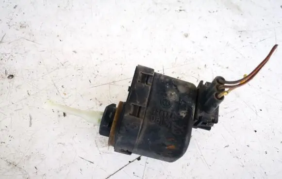 Audi A4 S4 B5 8D Headlight level adjustment motor 6k5941295