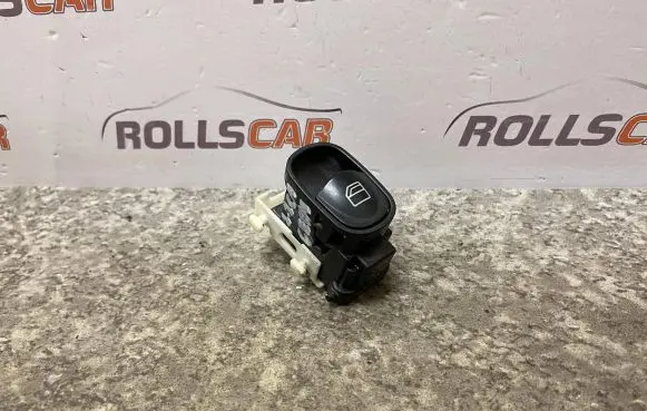 Mercedes-Benz C W203 Quarter vent window switch A2038200210