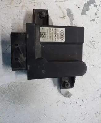 Audi A8 S8 D4 4H Fuel injection pump control unit/module 4H0906093 100120200842
