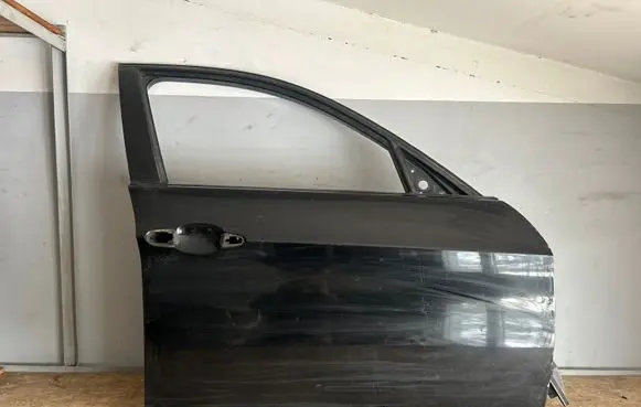 BMW 3 E90 E91 Front door