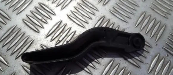 Opel Astra G Engine bonnet (hood) release handle