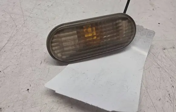 Volvo S80 Front fender indicator light 3B0949117C