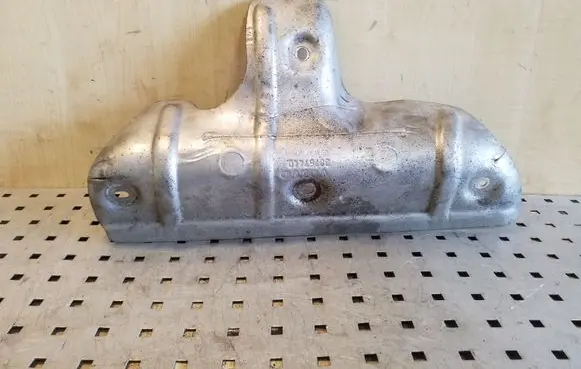 Volvo XC60 Exhaust heat shield 30757440