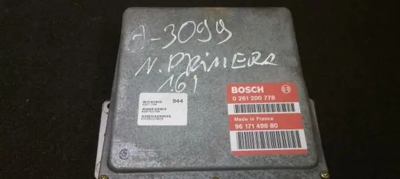 Peugeot 306 Engine control unit/module 0261200778 9617149880