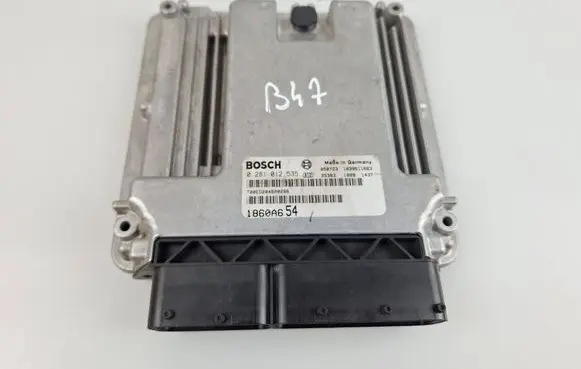 Mitsubishi Grandis Engine control unit/module 1860A654 0281012535