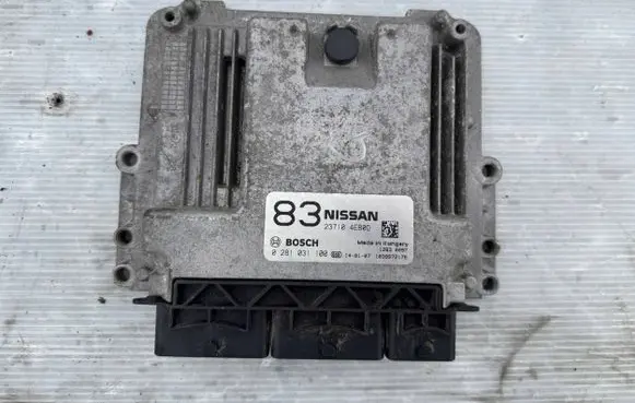 Nissan Qashqai Engine control unit/module 237104EB0D