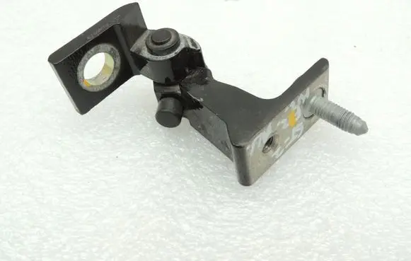 Cupra Leon Front door upper hinge 8W0831403A