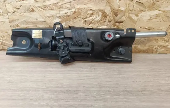 Volvo S80 Front seatbelt