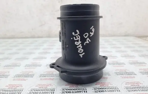 Volkswagen Touareg I Mass air flow meter