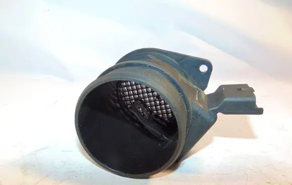 Peugeot 307 Mass air flow meter 19207S LM10145