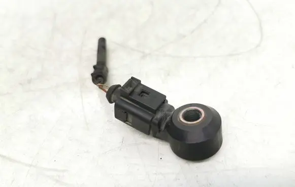 Volkswagen Golf Plus Detonation knock sensor 030905377c