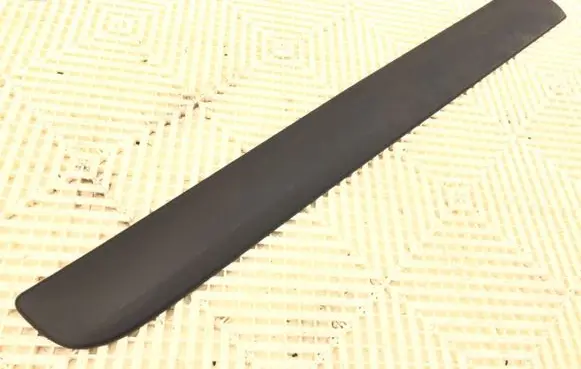 Suzuki SX4 Front door trim (molding) 990E0-79J07