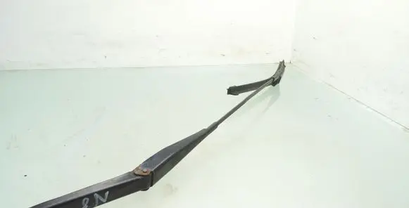 Ford Focus Front wiper blade arm 4M5117526CB