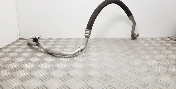 Volkswagen PASSAT B8 Air conditioning (A/C) pipe/hose 5Q0820743M