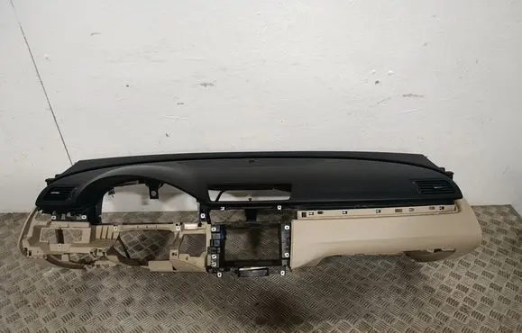 Volkswagen PASSAT CC Dashboard 